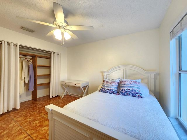 13053 Meadowbreeze Drive, Wellington, FL 33414