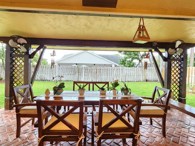 13053 Meadowbreeze Drive, Wellington, FL 33414