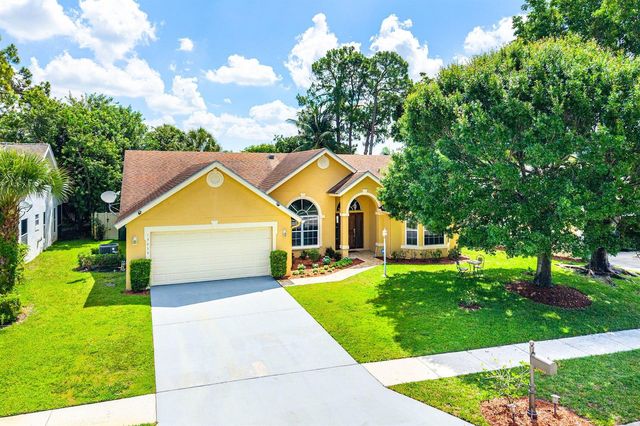 13053 Meadowbreeze Drive, Wellington, FL 33414