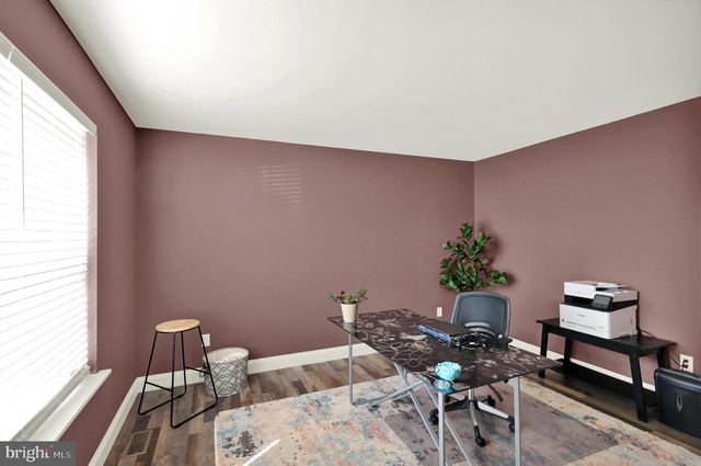 29 SOLVAY DR, Reading, PA 19605
