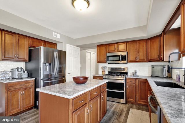 29 SOLVAY DR, Reading, PA 19605