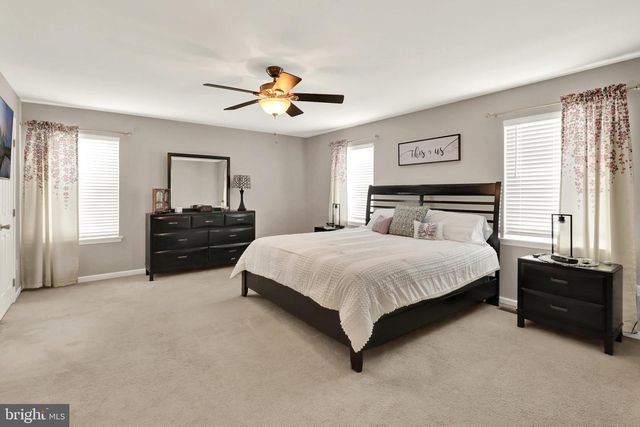 29 SOLVAY DR, Reading, PA 19605