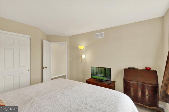 29 SOLVAY DR, Reading, PA 19605