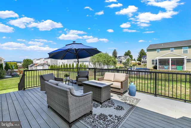 29 SOLVAY DR, Reading, PA 19605