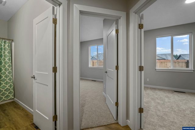 6663 Naomi Danielle St SE, Salem, OR 97306