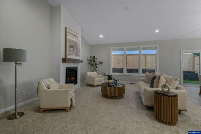 6663 Naomi Danielle St SE, Salem, OR 97306