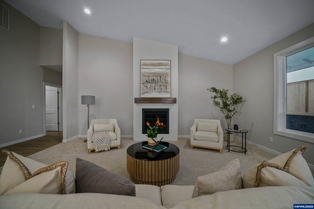 6663 Naomi Danielle St SE, Salem, OR 97306