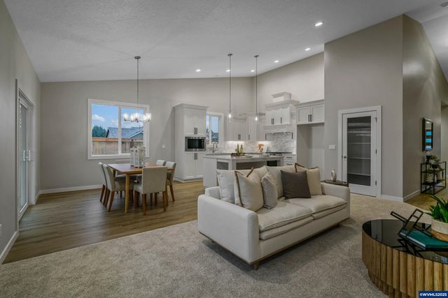 6663 Naomi Danielle St SE, Salem, OR 97306