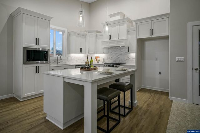 6663 Naomi Danielle St SE, Salem, OR 97306