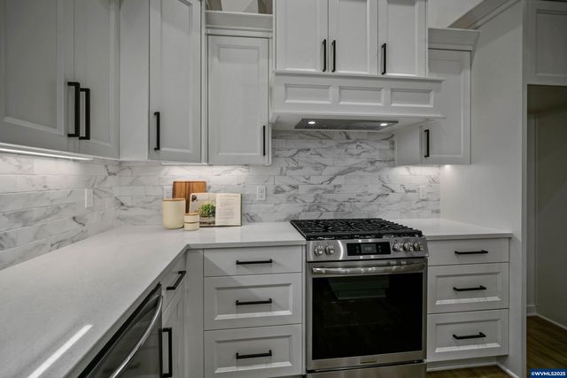 6663 Naomi Danielle St SE, Salem, OR 97306