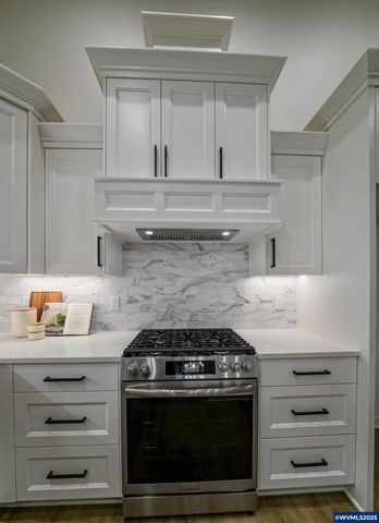 6663 Naomi Danielle St SE, Salem, OR 97306