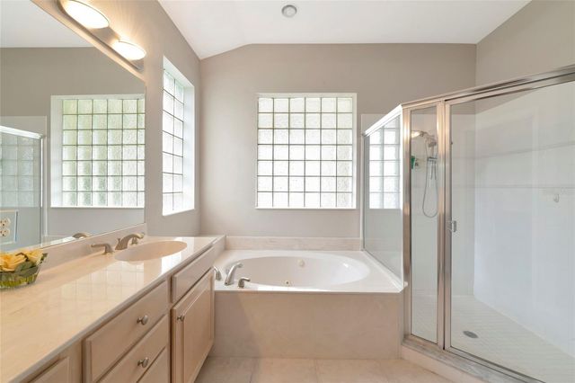 706 MISTY POND COURT, Bradenton, FL 34212
