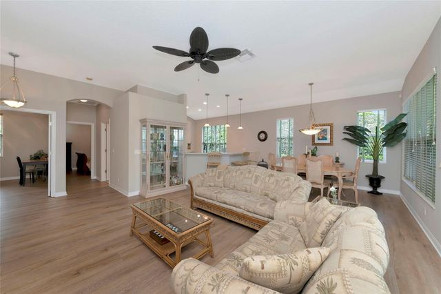 706 MISTY POND COURT, Bradenton, FL 34212