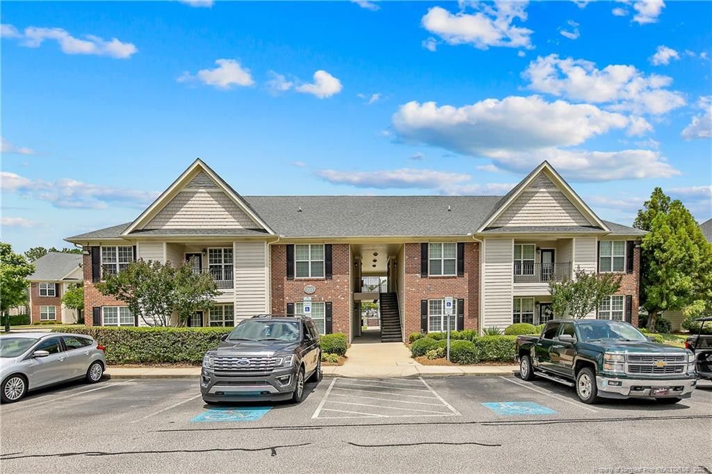 159 Gallery Drive 103, Spring Lake, NC 28390