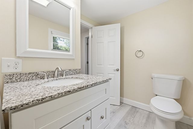 9 Pine Dr, Wilbraham, MA 01095