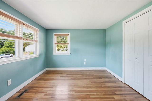 9 Pine Dr, Wilbraham, MA 01095