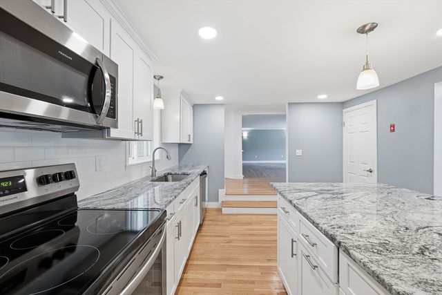 9 Pine Dr, Wilbraham, MA 01095