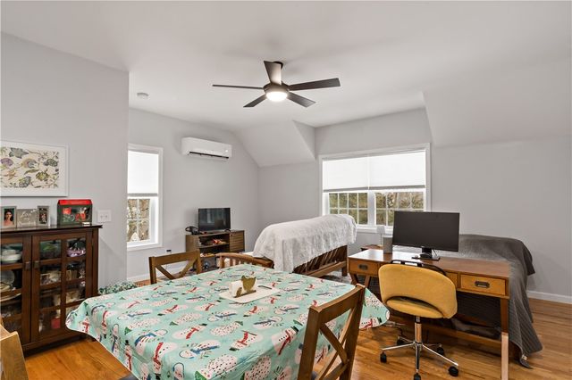 48 Rowe Avenue, Warwick, RI 02889