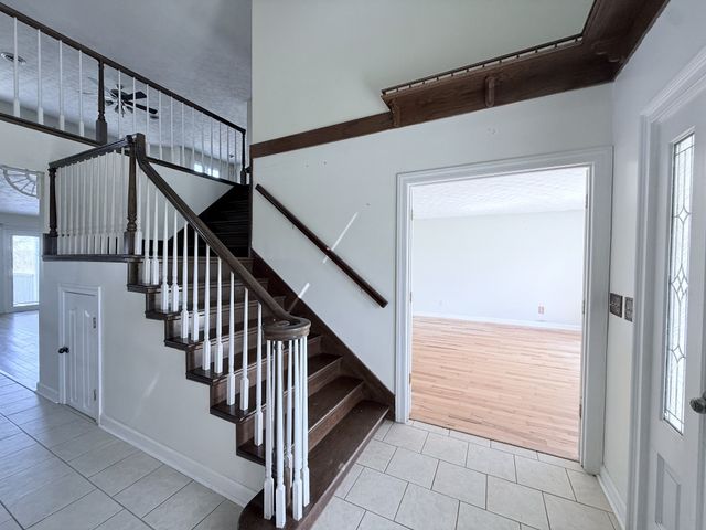 1585 Jones Creek Rd, Dickson, TN 37055