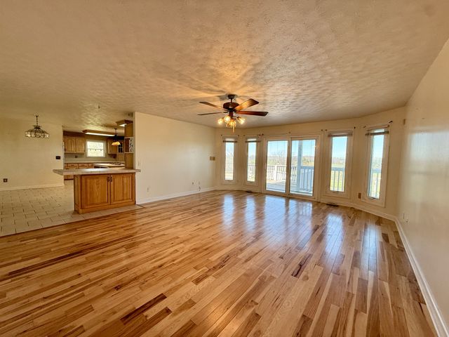 1585 Jones Creek Rd, Dickson, TN 37055