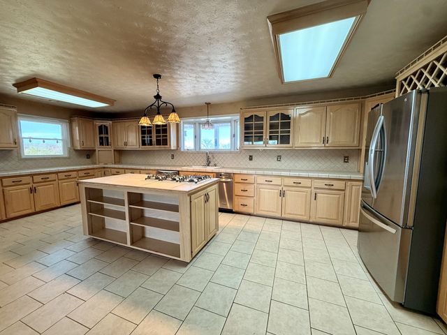 1585 Jones Creek Rd, Dickson, TN 37055