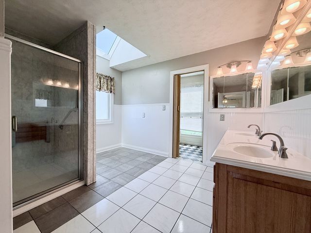 1585 Jones Creek Rd, Dickson, TN 37055