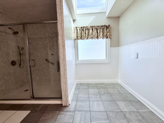 1585 Jones Creek Rd, Dickson, TN 37055