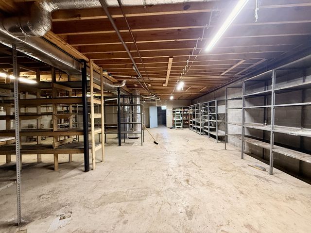 1585 Jones Creek Rd, Dickson, TN 37055