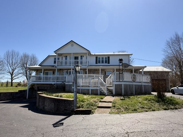 1585 Jones Creek Rd, Dickson, TN 37055