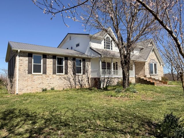 1585 Jones Creek Rd, Dickson, TN 37055