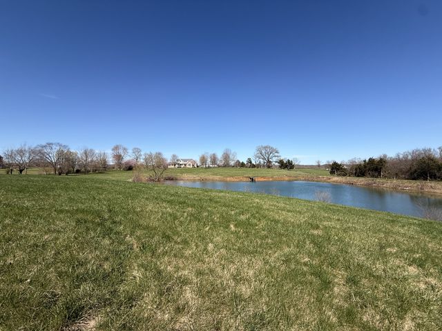 1585 Jones Creek Rd, Dickson, TN 37055