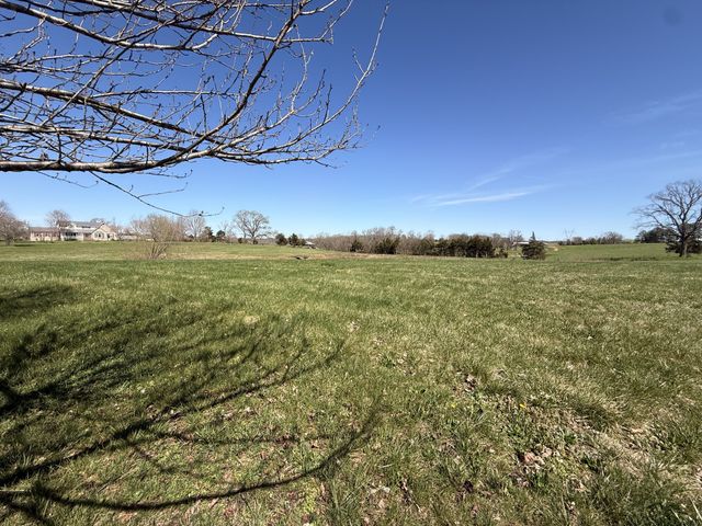 1585 Jones Creek Rd, Dickson, TN 37055