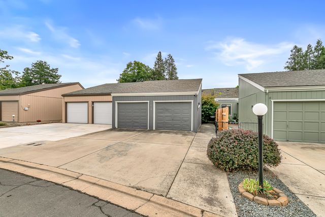 1418 Appleton Circle, Medford, OR 97504