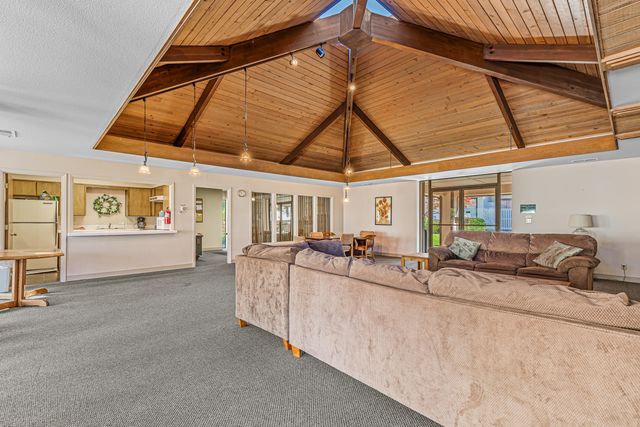 1418 Appleton Circle, Medford, OR 97504