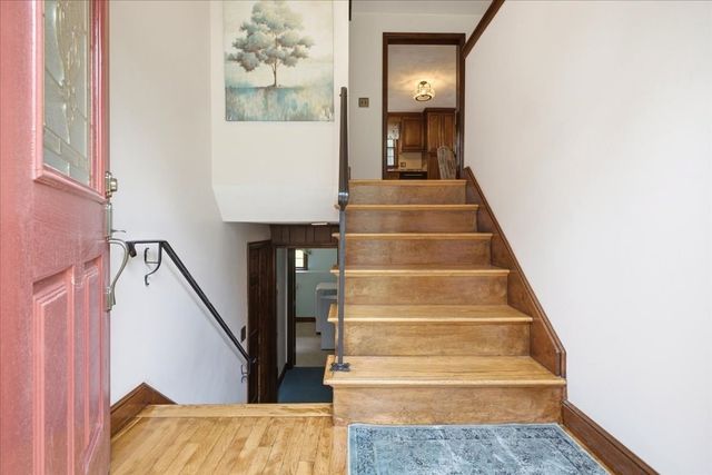 3 Granite St, Walpole, MA 02081