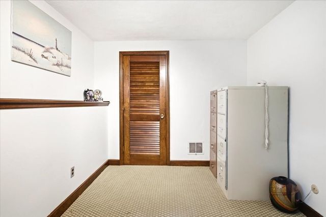3 Granite St, Walpole, MA 02081