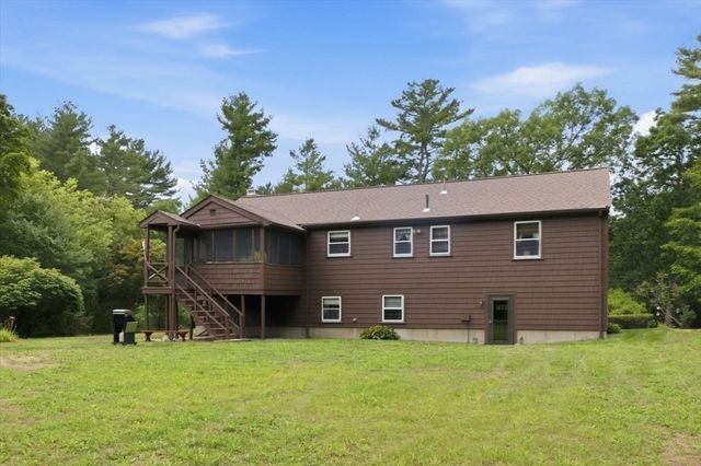 3 Granite St, Walpole, MA 02081