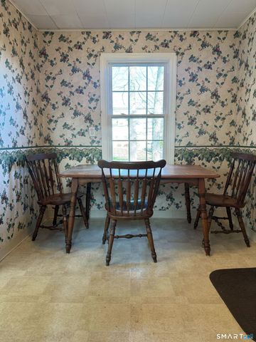 15 Townline Road, Hamden, CT 06517