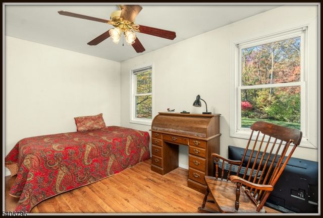 3 Sleepy Hollow Rd, Hampton Twp., NJ 07860