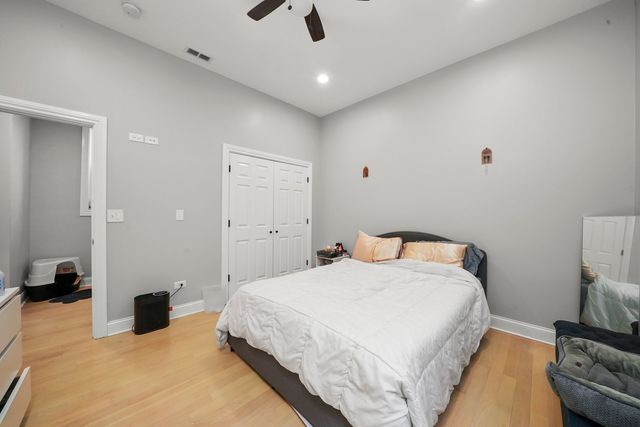 1239 N Rockwell Street, Chicago, IL 60622