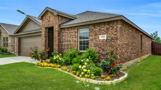 736 Glover Drive, Aubrey, TX 76227
