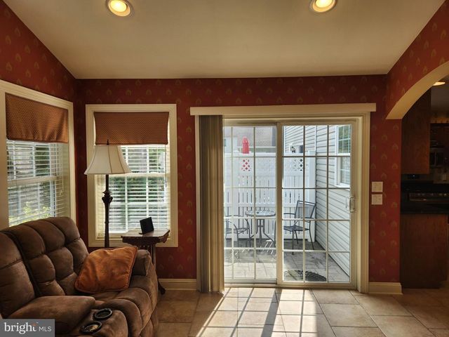 1317 CANTEBURY DR, Mount Joy, PA 17552