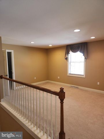 1317 CANTEBURY DR, Mount Joy, PA 17552
