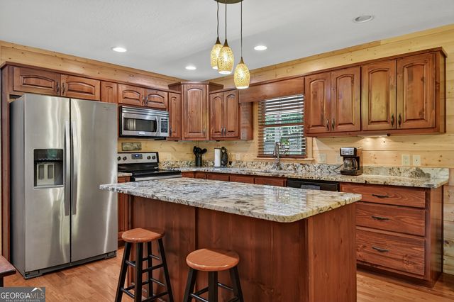 603 Ashley Drive, Ellijay, GA 30540