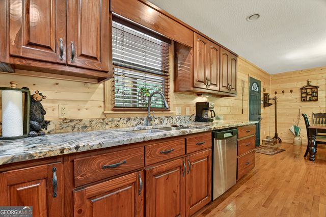 603 Ashley Drive, Ellijay, GA 30540