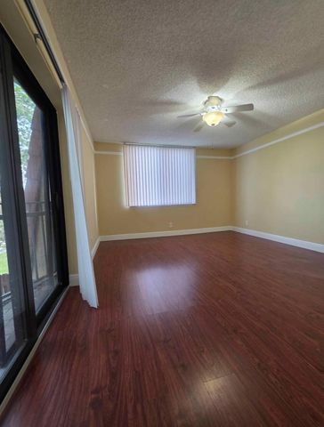 3928 Victoria Drive, West Palm Beach, FL 33406