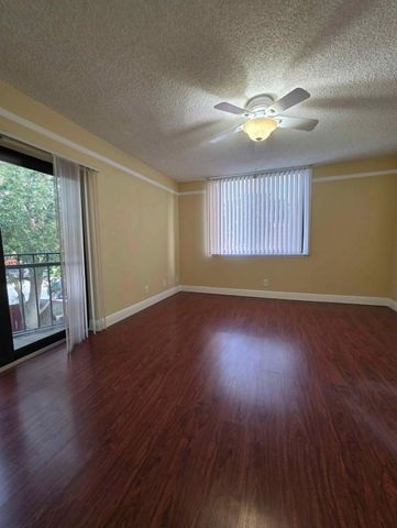 3928 Victoria Drive, West Palm Beach, FL 33406