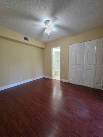 3928 Victoria Drive, West Palm Beach, FL 33406