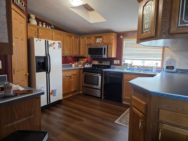 13 Spruce Drive, Duluth, MN 55810