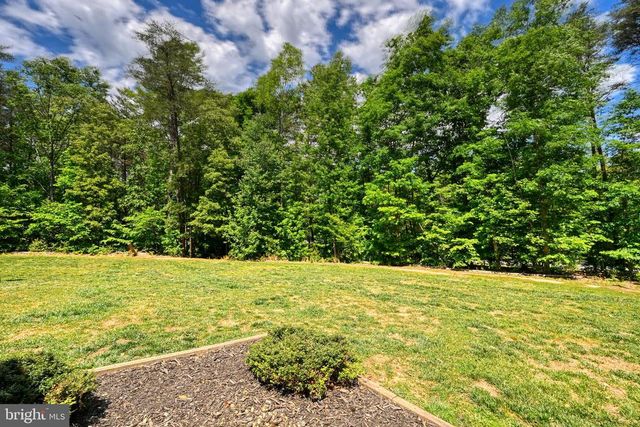 1176 SIGNBOARD RD, Bumpass, VA 23024